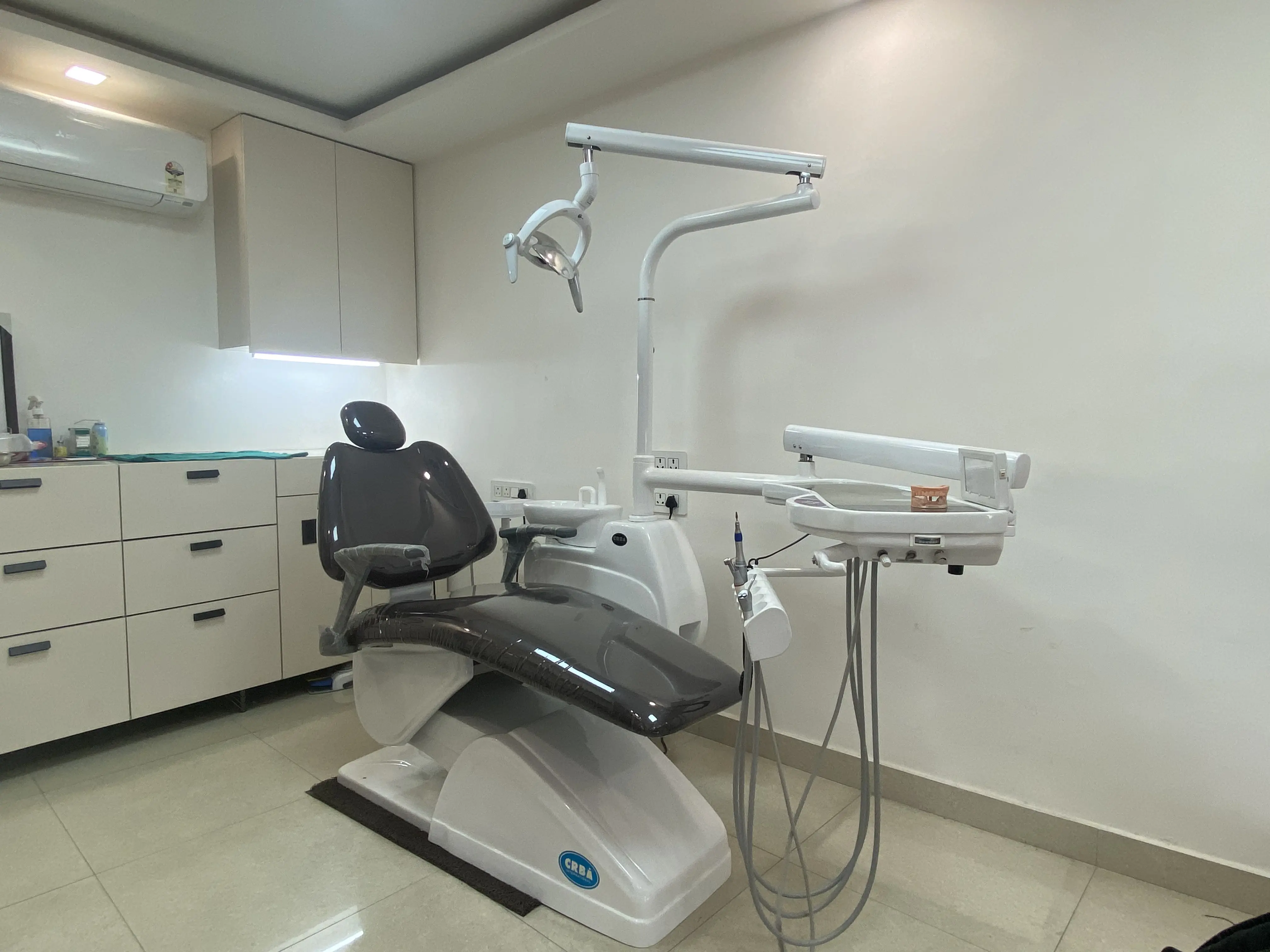 Dental operatory with modern equipment